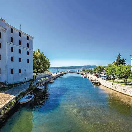 Lovely Apartment In Crikvenica With Sauna * Crikvenica
