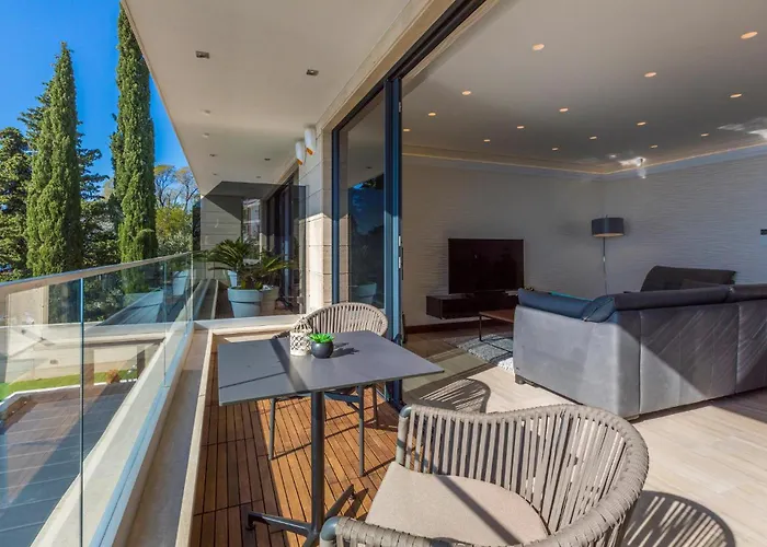 Apartament Beautiful In Crikvenica